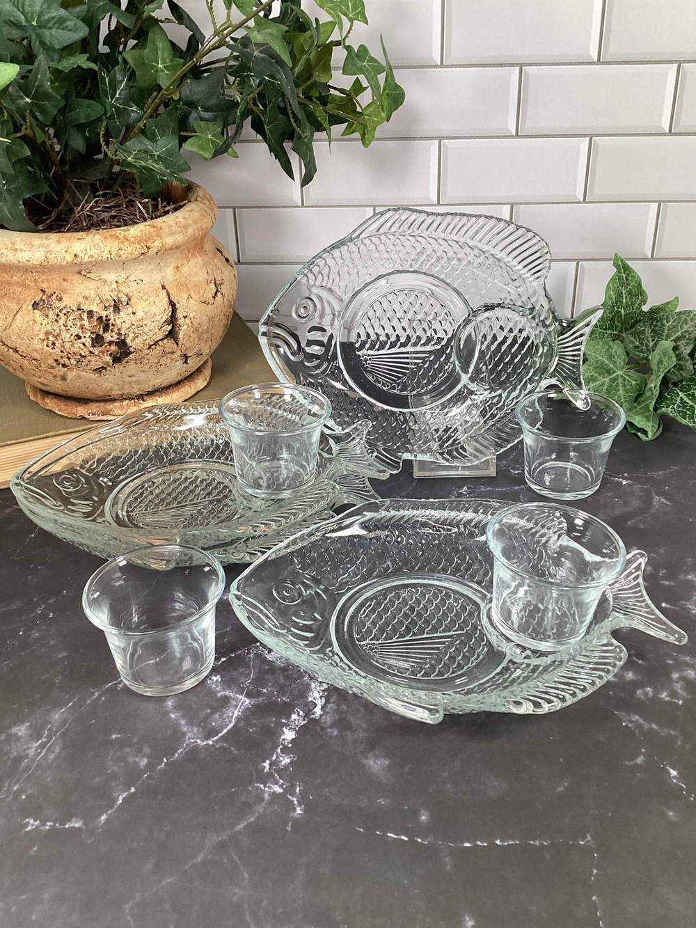 Vintage 8 pc Glass Fish Cocktail Set Plates & Sauce Cups Shrimp Lobster Crab